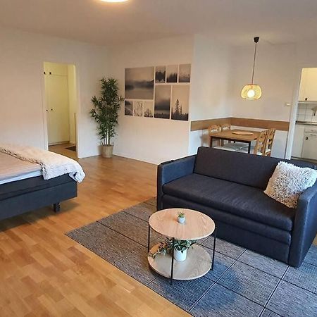 Apartment With Garden Near Metro! Stockholm Kültér fotó