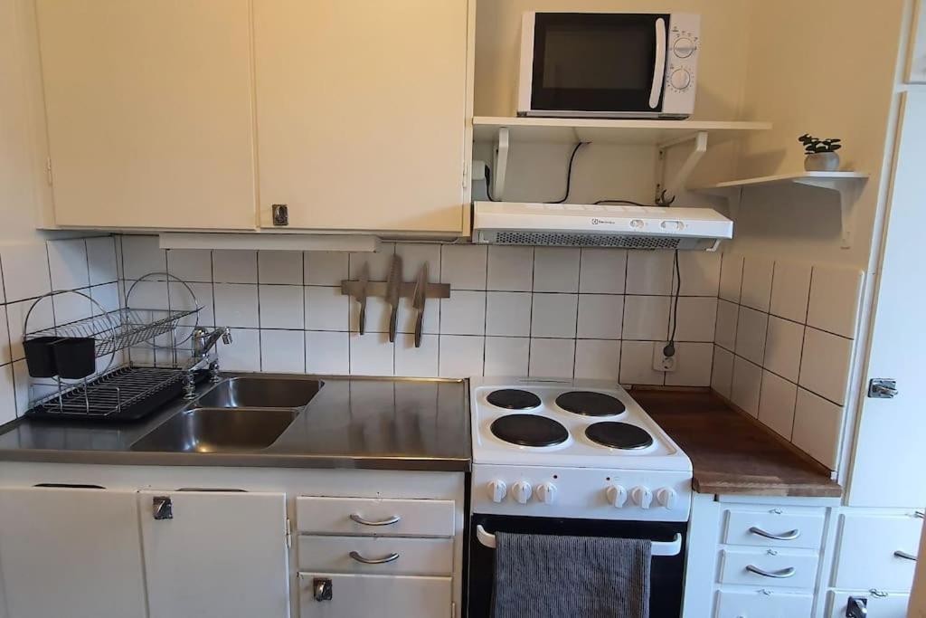 Apartment With Garden Near Metro! Stockholm Kültér fotó