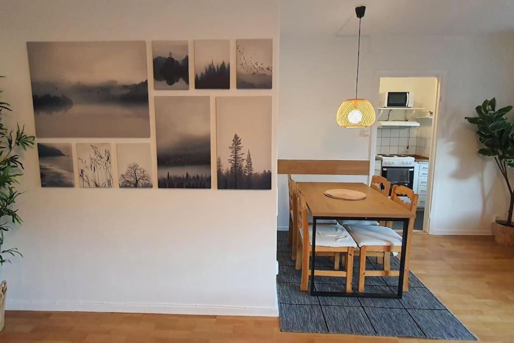 Apartment With Garden Near Metro! Stockholm Kültér fotó